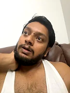 Snapshot of indianhotche chatting on October 24, 2025, 7:46 pm indianhotche online show from October 24, 2025, 7:46 pm