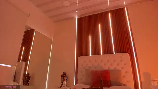 Snapshot of sweetty_paulina chatting on March 2, 2026, 8:38 pm sweetty paulina online show from March 2, 2026, 8:38 pm