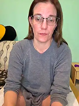 SpiceLea online show from January 6, 2026, 5:06 pm