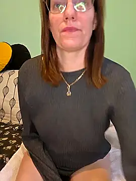 SpiceLea online show from January 7, 2026, 8:52 am