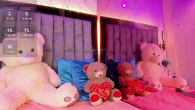 AshleyCampbell  online show from February 22, 2025, 2:30 pm