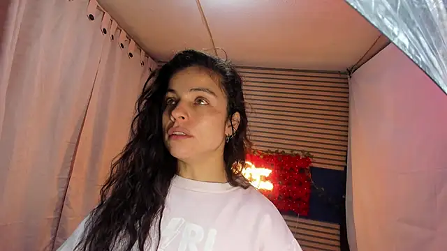 rosse 2504 online show from January 13, 2026, 3:05 pm