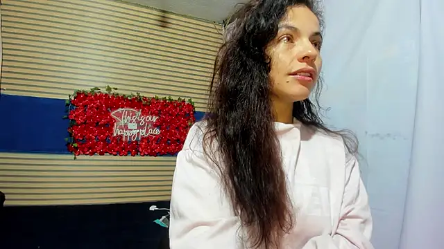 Snapshot of rosse_2504 chatting on April 21, 2026, 11:39 am rosse 2504 online show from April 21, 2026, 11:39 am