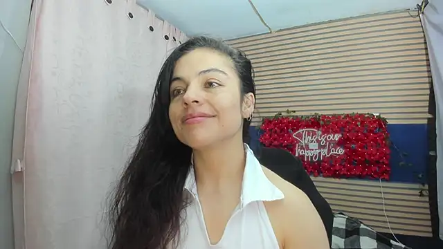 Snapshot of rosse_2504 chatting on May 9, 2026, 9:23 am rosse 2504 online show from May 9, 2026, 9:23 am