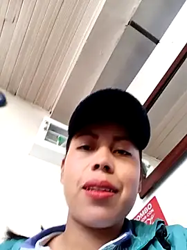  andrea30 online show from October 6, 2025, 11:11 am