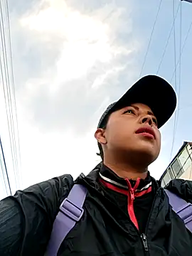  andrea30 online show from November 1, 2025, 11:04 am