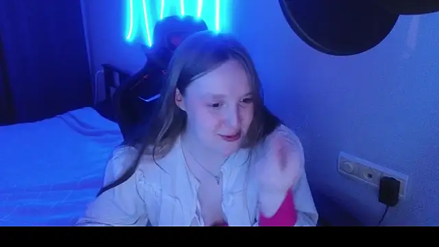 KatrinaFlam online show from January 4, 2025, 2:14 pm