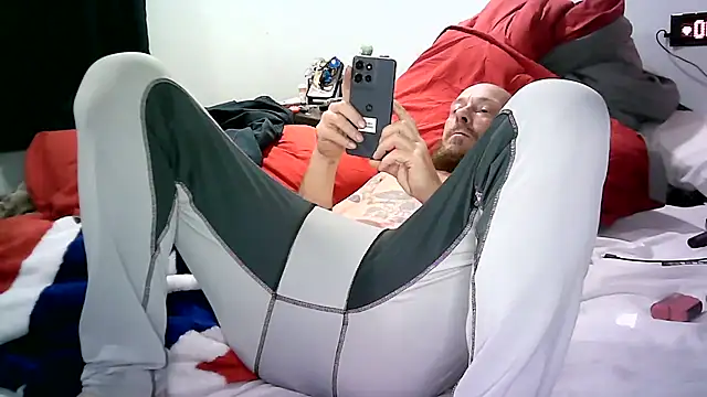 deepinnnnn online show from April 20, 2026, 11:28 pm