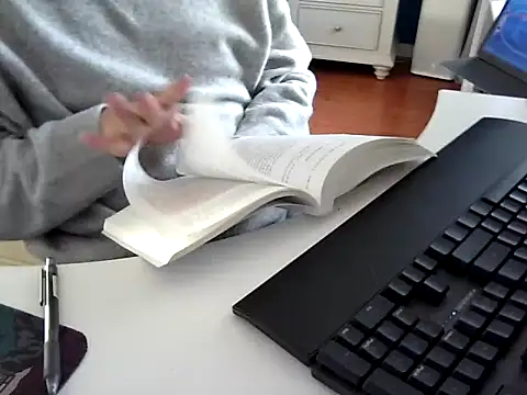 big-pig online show from January 2, 2025, 12:23 am