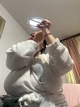 SellenaBigBoobs online show from October 12, 2025, 7:21 am