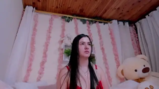 Idara and Edahi01 online show from October 24, 2025, 10:31 pm