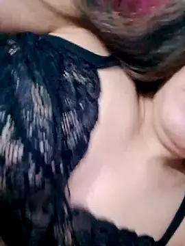 Fatina111 online show from October 15, 2025, 10:18 pm