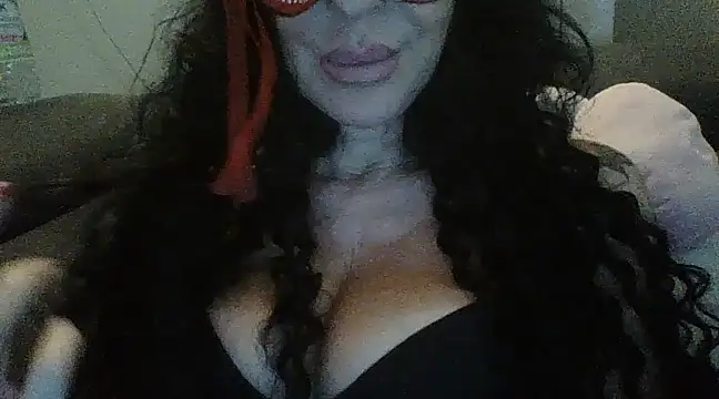 Snapshot of MarikaMilff chatting on February 23, 2025, 5:29 pm MarikaMilff online show from February 23, 2025, 5:29 pm
