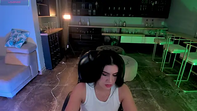 AngelicaVega online show from April 10, 2026, 7:32 pm