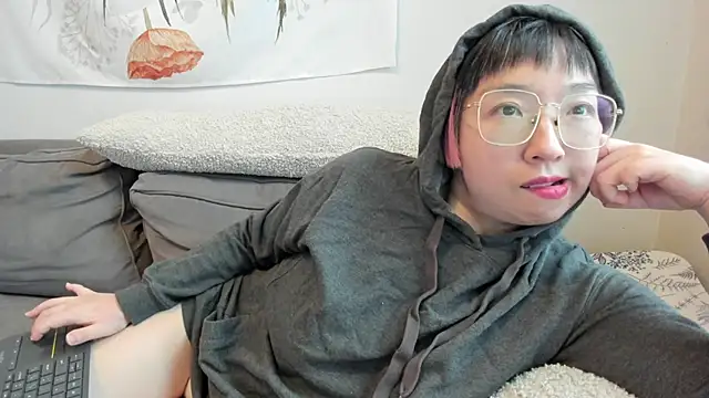 luxgray online show from January 5, 2026, 8:45 pm