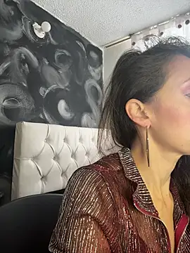 ScarletKings online show from April 8, 2026, 2:07 pm