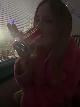 Snapshot of nymferatu chatting on March 14, 2025, 7:34 pm nymferatu online show from March 14, 2025, 7:34 pm