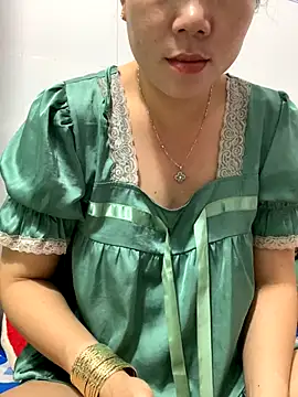 Snapshot of Baby-bigtits chatting on October 19, 2025, 11:18 pm Baby-bigtits online show from October 19, 2025, 11:18 pm