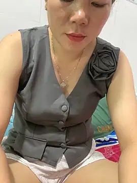 Baby-bigtits online show from September 24, 2025, 4:30 am