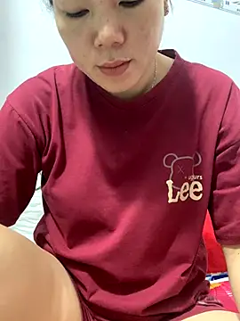 Snapshot of Baby-bigtits chatting on November 1, 2025, 10:36 pm Baby-bigtits online show from November 1, 2025, 10:36 pm