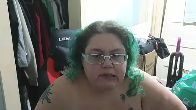 EmberCum online show from December 2, 2025, 8:05 am