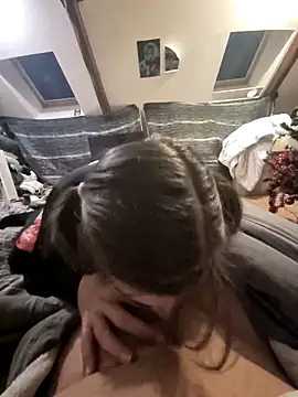 LoLa-69-X online show from November 13, 2025, 4:55 pm