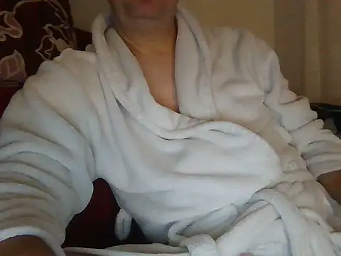 fikoivos online show from November 25, 2025, 9:26 pm