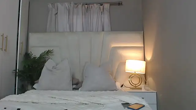 Snapshot of naughtyblackdolie chatting on October 15, 2025, 3:49 am naughtyblackdolie online show from October 15, 2025, 3:49 am