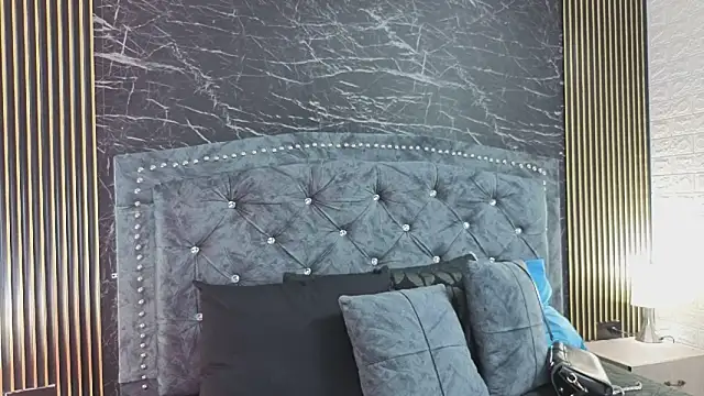 diosagolden online show from April 15, 2026, 8:09 pm