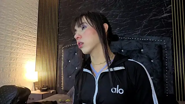 diosagolden online show from September 21, 2025, 8:47 pm