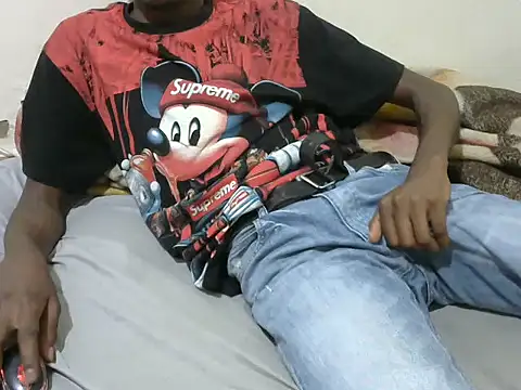 hot ebonys1 online show from October 8, 2025, 12:50 pm