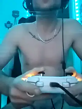 GeneralXMillyX online show from January 8, 2025, 4:34 am