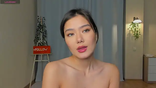 EmmaFisherf online show from February 19, 2025, 4:33 pm