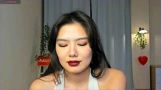 EmmaFisherf online show from February 15, 2025, 4:12 pm