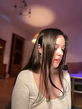 Snapshot of OohBunny chatting on March 17, 2025, 5:49 pm OohBunny online show from March 17, 2025, 5:49 pm