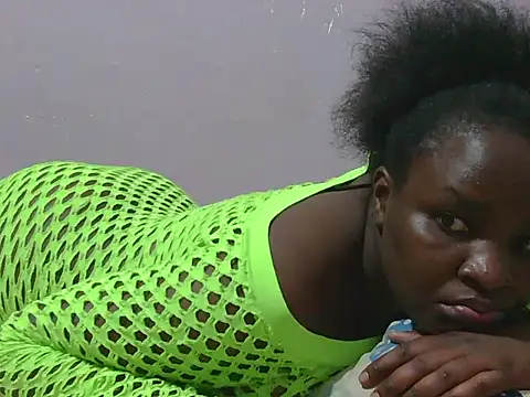 pretty dimplegirl online show from January 6, 2026, 4:55 pm