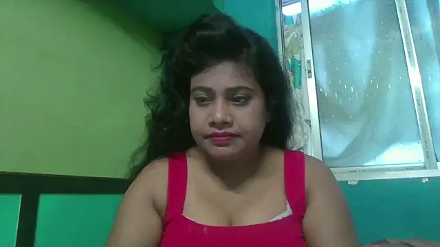 Snapshot of sexy_roma chatting on June 20, 2026, 11:32 pm sexy roma online show from June 20, 2026, 11:32 pm