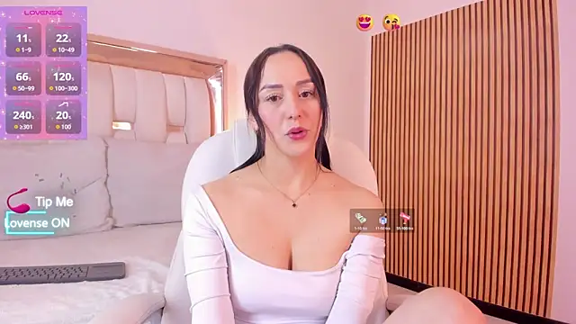 hazel ross tcw online show from September 30, 2025, 2:01 pm