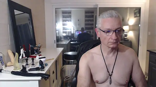 Goduleur69 online show from January 11, 2025, 12:44 am