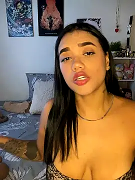 Snapshot of ElaEndez_ chatting on December 14, 2025, 9:20 pm ElaEndez online show from December 14, 2025, 9:20 pm