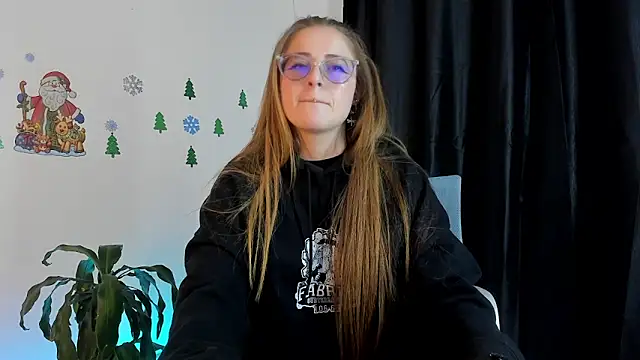 Snapshot of tekila__ chatting on December 12, 2024, 10:20 pm tekila online show from December 12, 2024, 10:20 pm