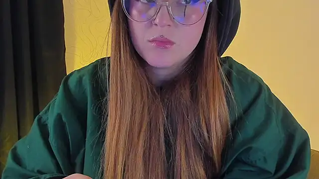 Snapshot of tekila__ chatting on March 14, 2025, 11:22 pm tekila online show from March 14, 2025, 11:22 pm
