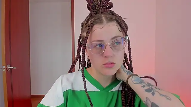 tekila   online show from December 21, 2025, 8:53 pm