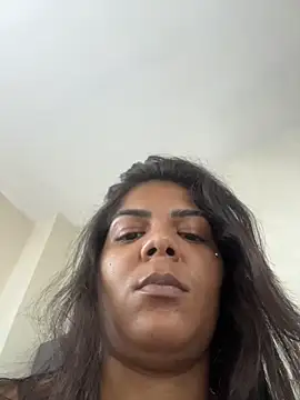 Snapshot of Indiazinhax chatting on February 26, 2026, 7:25 pm Indiazinhax online show from February 26, 2026, 7:25 pm