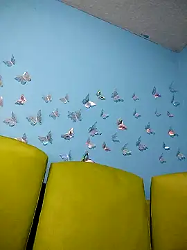 evelyn prince1 online show from October 20, 2025, 9:21 am