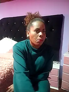 Camille rose  online show from October 8, 2025, 5:02 pm