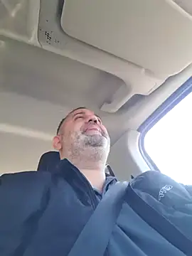 Snapshot of your_man85 chatting on February 5, 2026, 7:59 am your man85 online show from February 5, 2026, 7:59 am