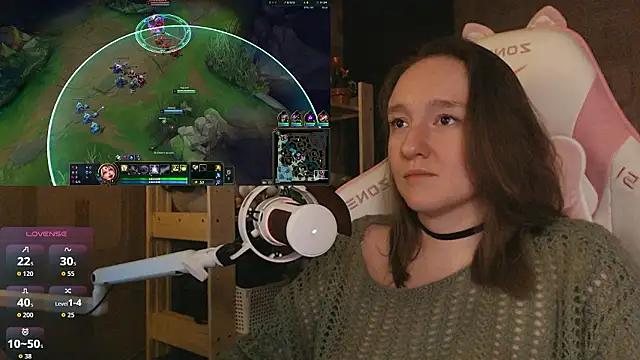 MoonlishSiren online show from March 15, 2026, 7:21 pm