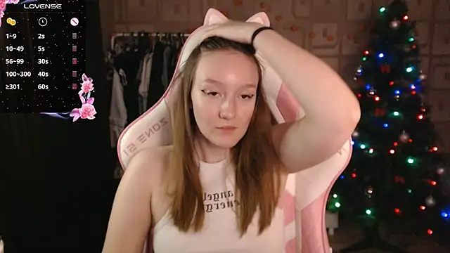 MoonlishSiren online show from December 12, 2024, 9:04 pm