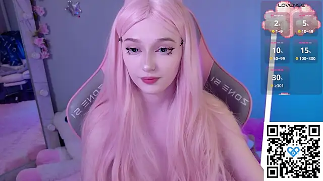 Snapshot of White_kitty01 chatting on May 18, 2026, 3:06 pm White kitty01 online show from May 18, 2026, 3:06 pm